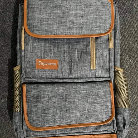 Bags - Picture 7 of 10